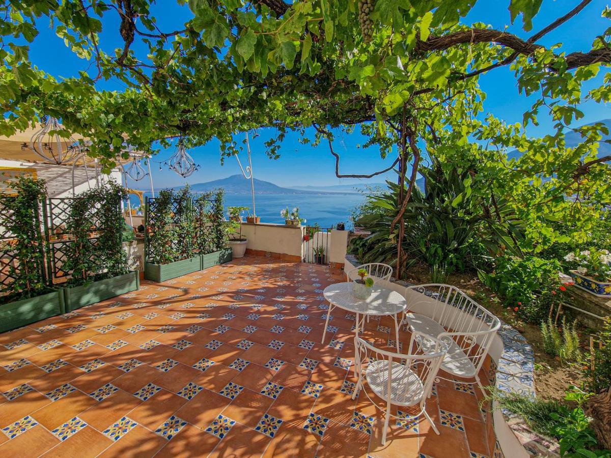 La Torretta Sea View Rooms Vico Equense Bagian luar foto