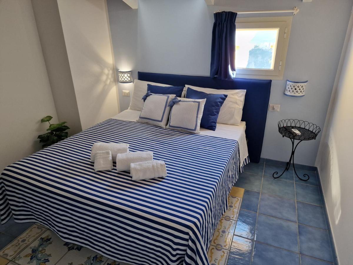 La Torretta Sea View Rooms Vico Equense Bagian luar foto