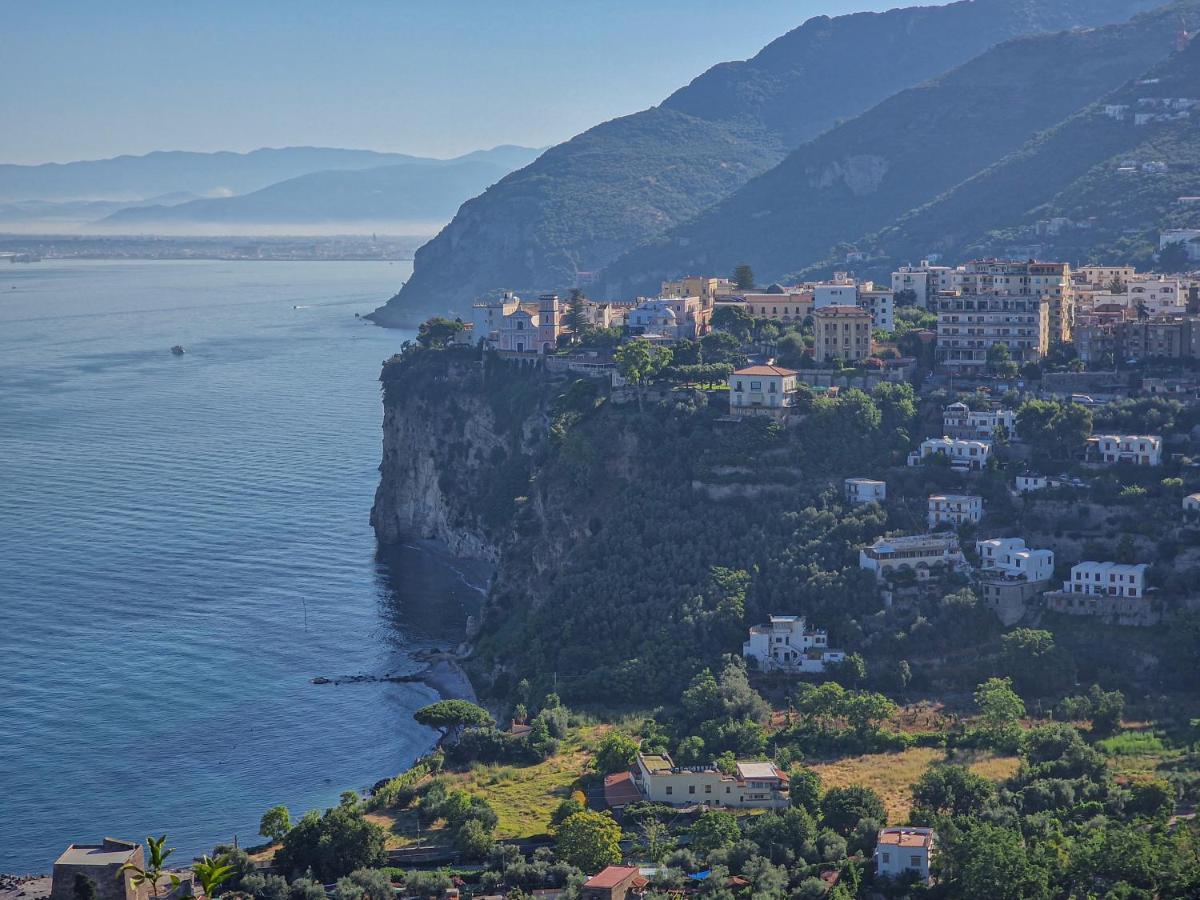 La Torretta Sea View Rooms Vico Equense Bagian luar foto
